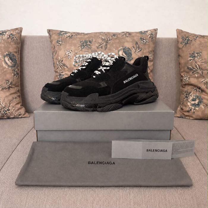 Balenciaga Triple S Black Edition