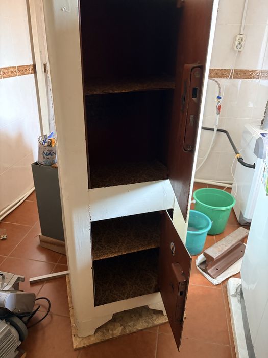 Продам метталический сейф