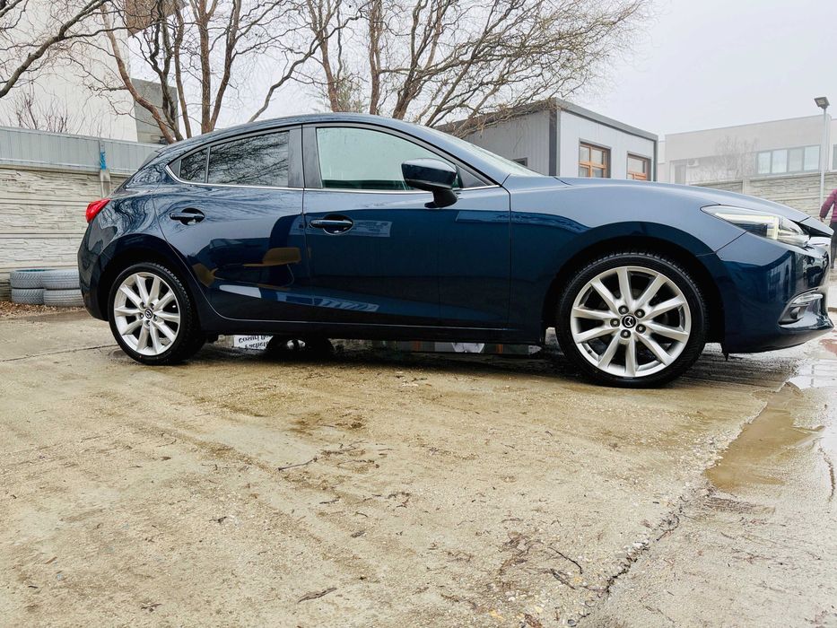 Vand Mazda 3 skyactive exclusive