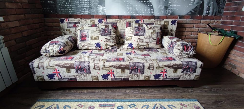 Диван удобный комфортный