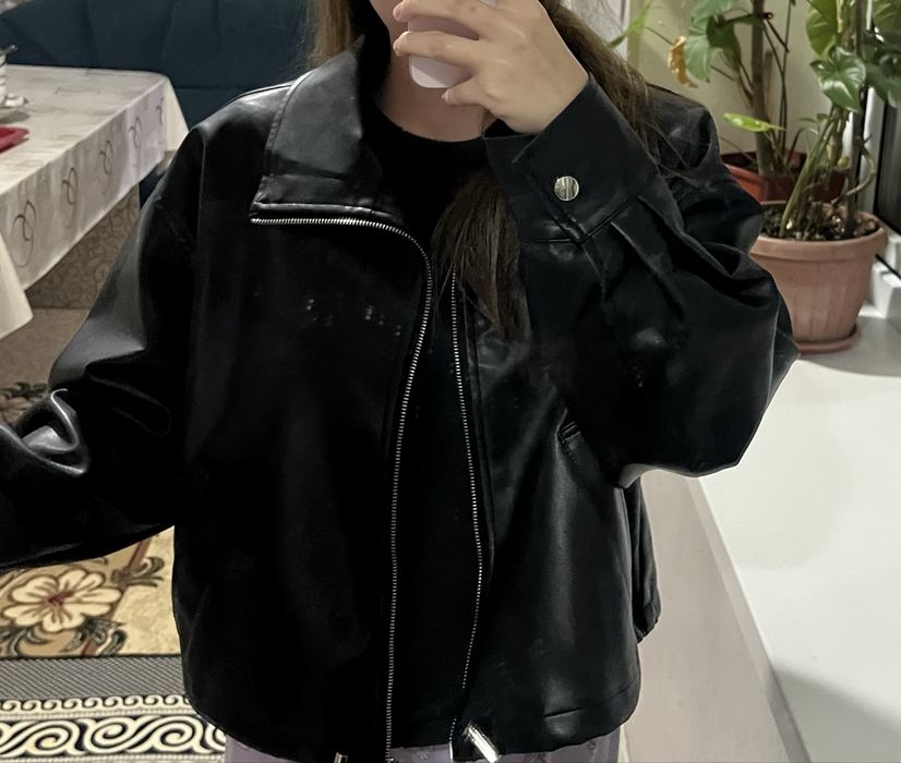 Кожанная курка кароткая