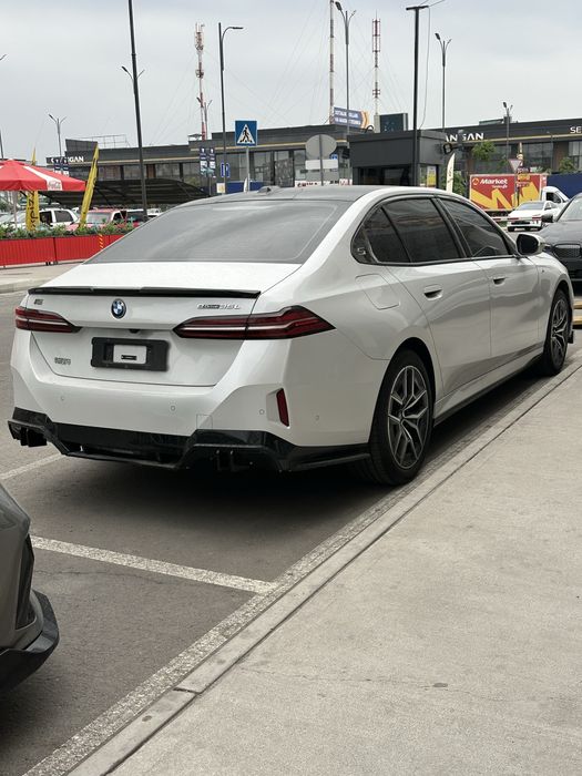 BMW i5 35L eDrive 2024 с пробегом в наличии