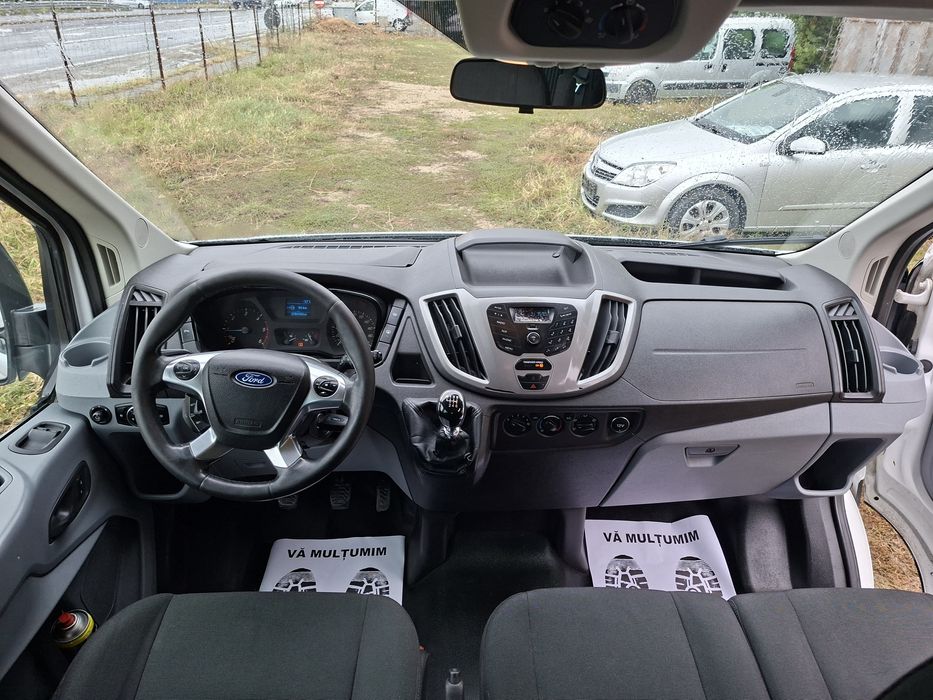 Ford transit varianta lunga