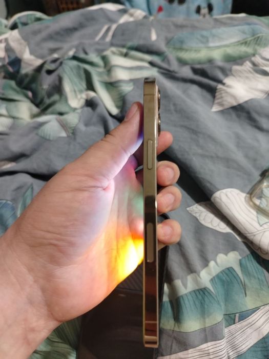 Айфон 12 про мах обмен