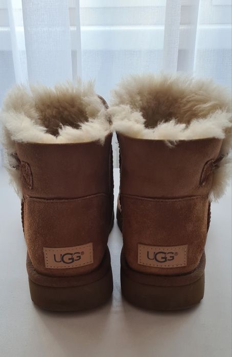 Ghete UGG Button dama