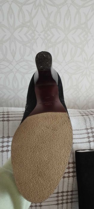 Сапоги зимние на каблуке