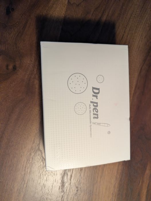 Dr. Pen M8S -Microneedling