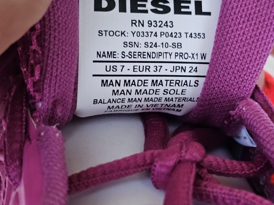 Diesel оригинални дамски сникърси нов модел  37 номер