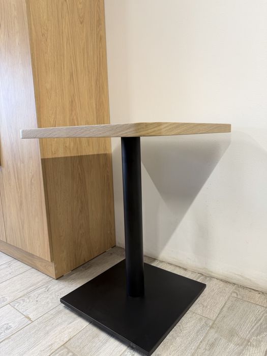 Кофейный столик из шпона «Дуб»