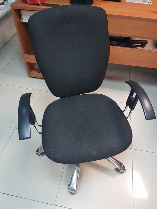 Офис стол. В изключително добро състояние.