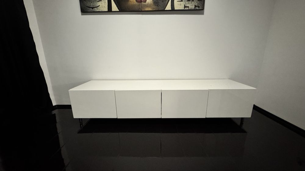 Vand mobilier MDF alb lucios