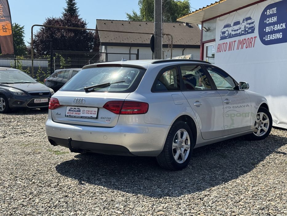 Audi A4 B8 / 2009 / Euro 5 / 2.0 TDI 136 CP / Rate * Garantie