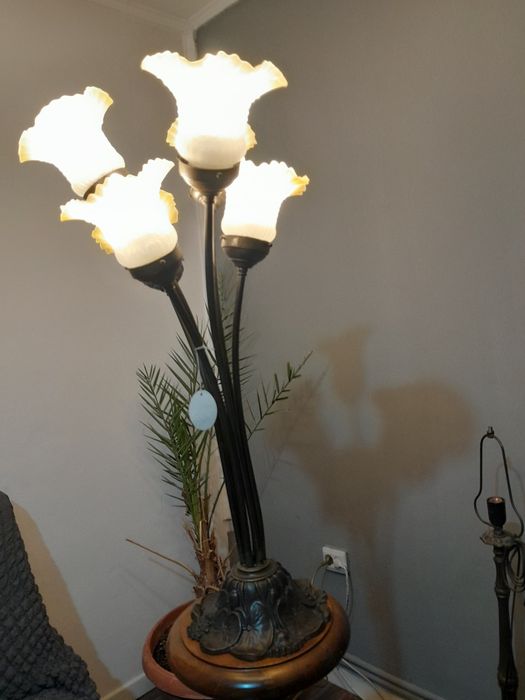 Lampa cu  6 lumini stil Tiffany super pentru cadou