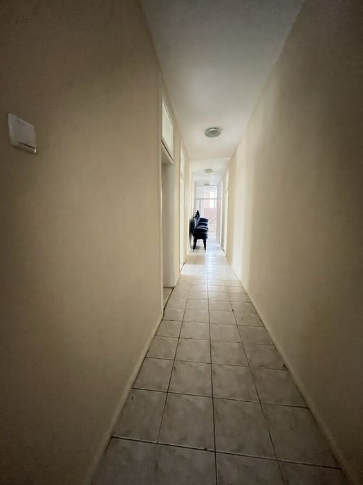 Продава се Офис в Добрич, Център - 1169 кв.м за 514 €/кв.м - Снимка #4