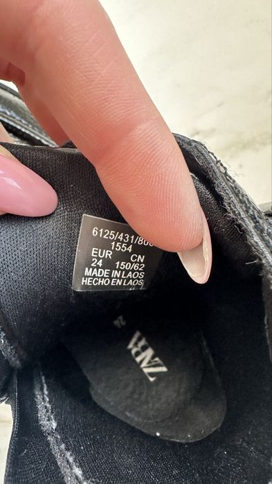 Дестки боти Zara