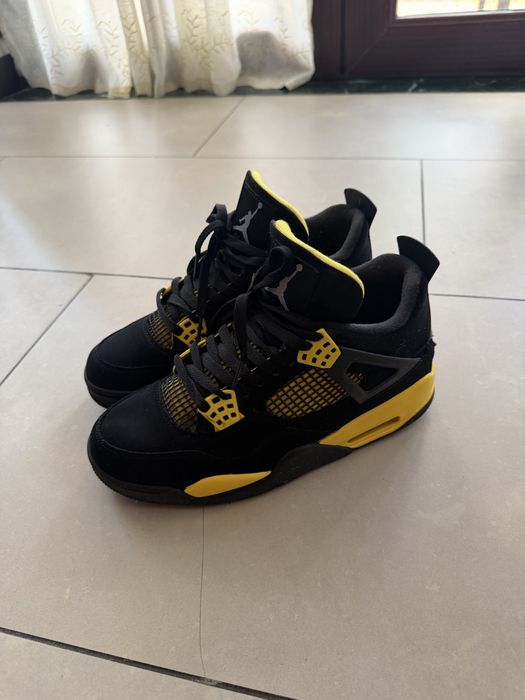 Jordan retro 4 yellow thunder marimea 41