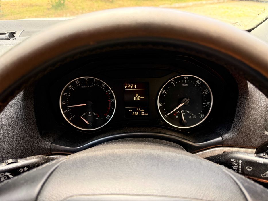 Skoda Octavia 2 Facelift 2010 volan dreapta