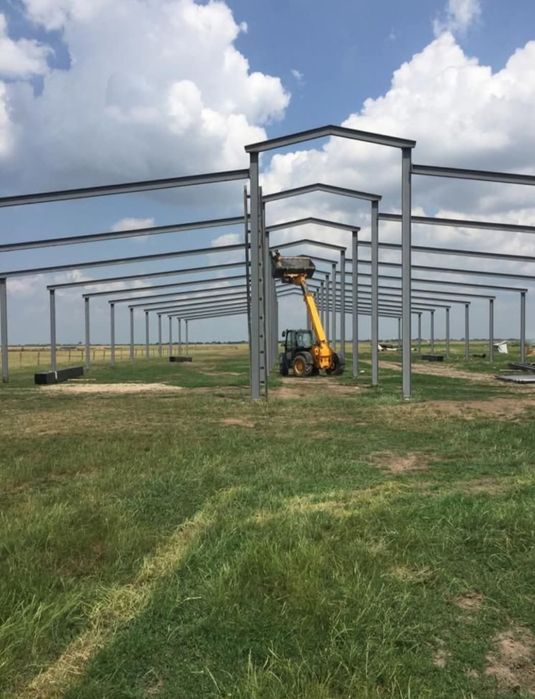 Confecționăm structuri metalice ateliere garaje saivane grajduri pentru animale