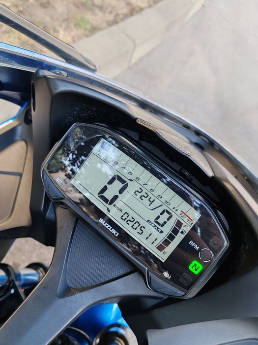 Suzuki gsx 125 R Abs 20000km anvelope noi