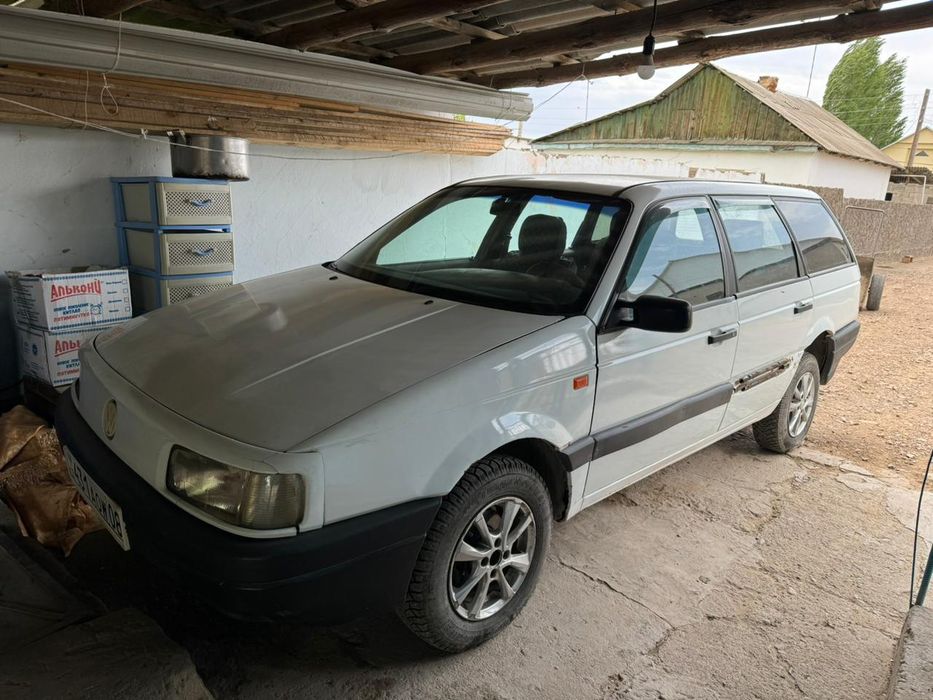 Машина пассат б3