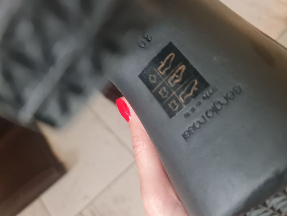 Sergio Rossi & Puma, естествен велур