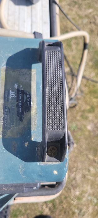 Mașină de tăiat marmură, gresie,pavaje,țiglă cu apă