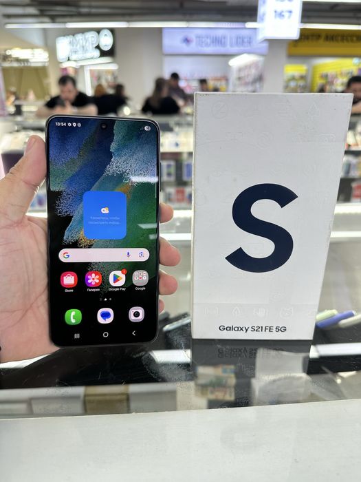 Samsung S21 fe 5G. 8/256