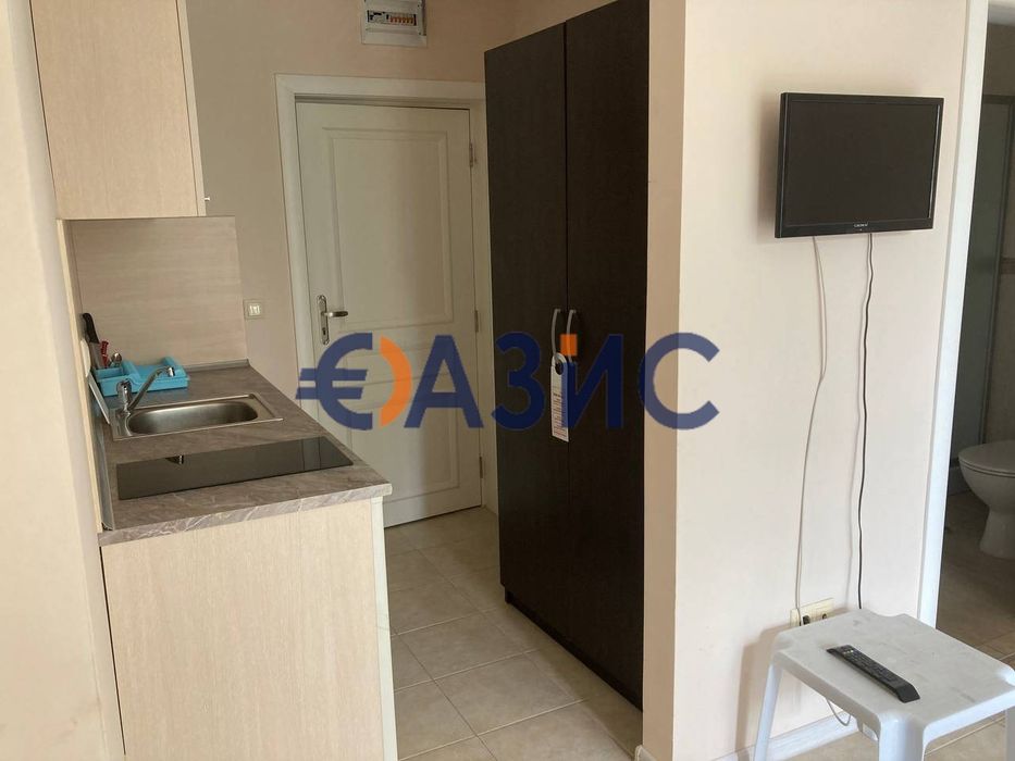 Продава се Едностаен апартамент в к.к. Слънчев бряг - 38 кв.м за 1527 €/кв.м - Снимка #6
