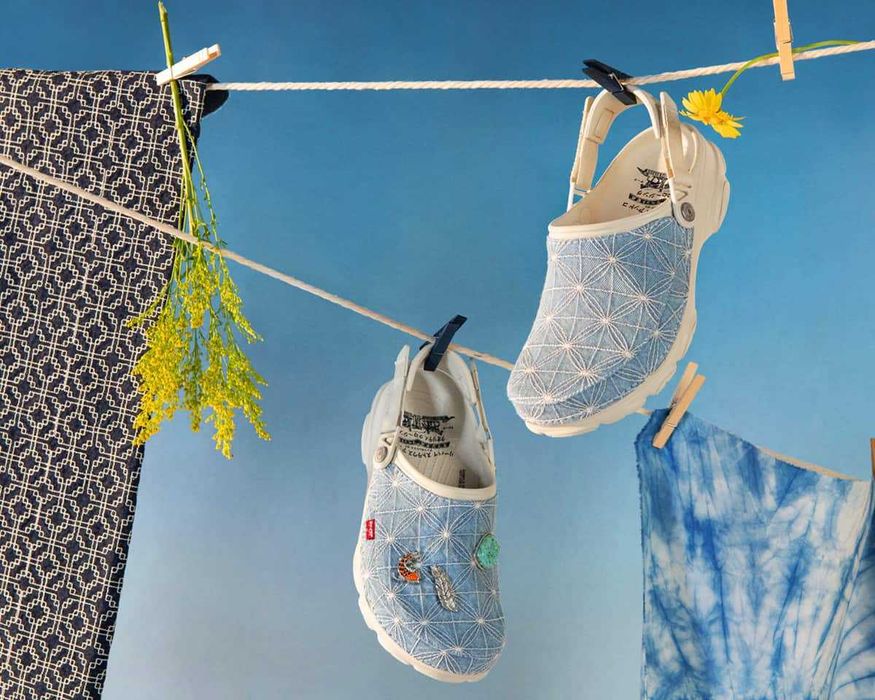 Crocs All Terrain Clog  Х  Levi’s