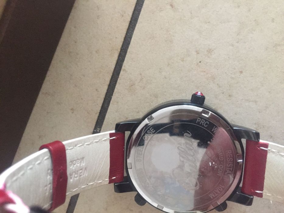 Часовник Gullan нов