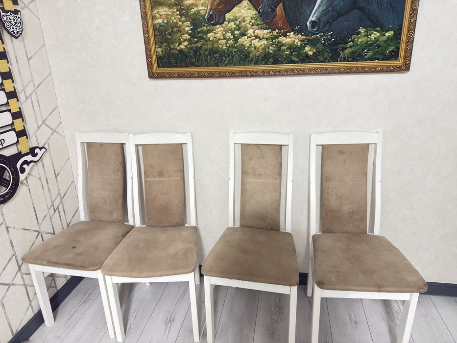 Продам стулья четыре штуки