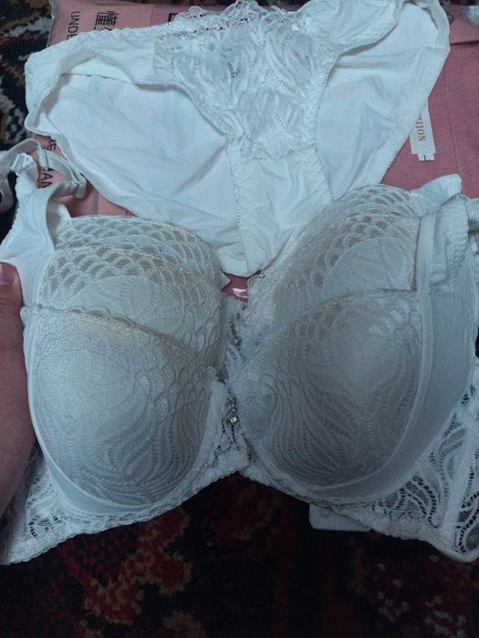 Ayollar ichki kiyimmi