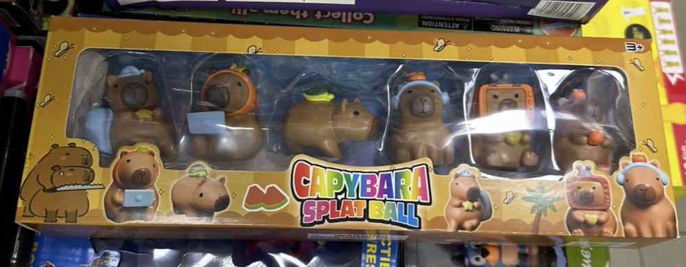 Голям комплект 6 фигурки Капибара