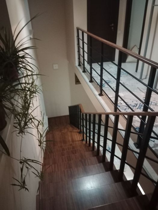 Chirchiq shahrida hovli ijaraga beriladi