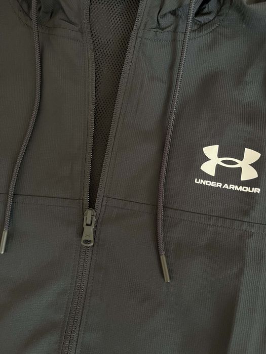 Ветровка Under Armour