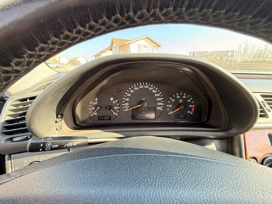 Mercedes CLK 230