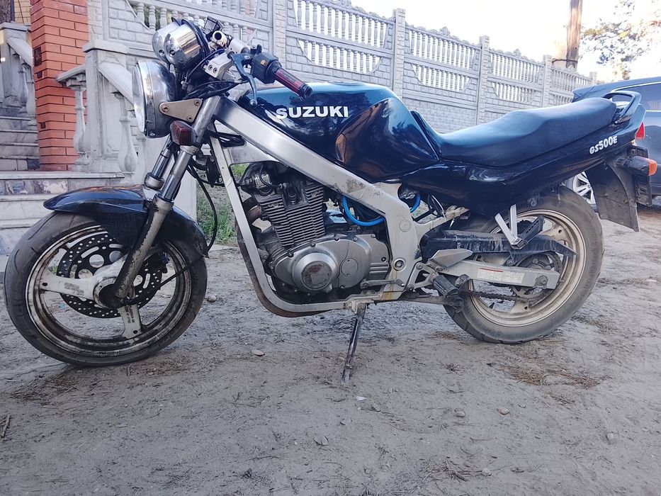 Продам мотоцикл Suzuki 500куб