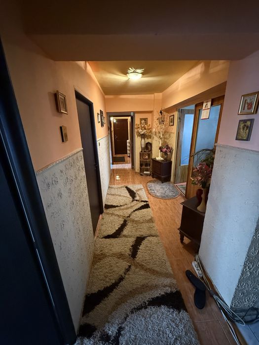 Vand Apartament 4 camere calea rahovei cu sebastian