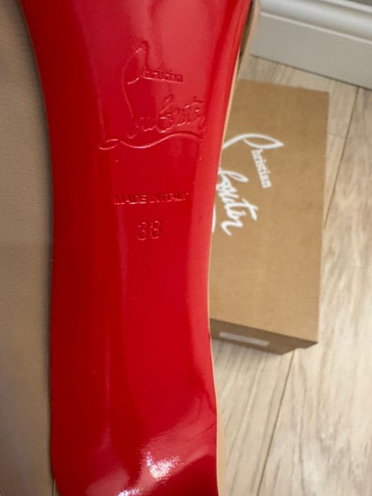Продам туфли christian louboutin 38 размер