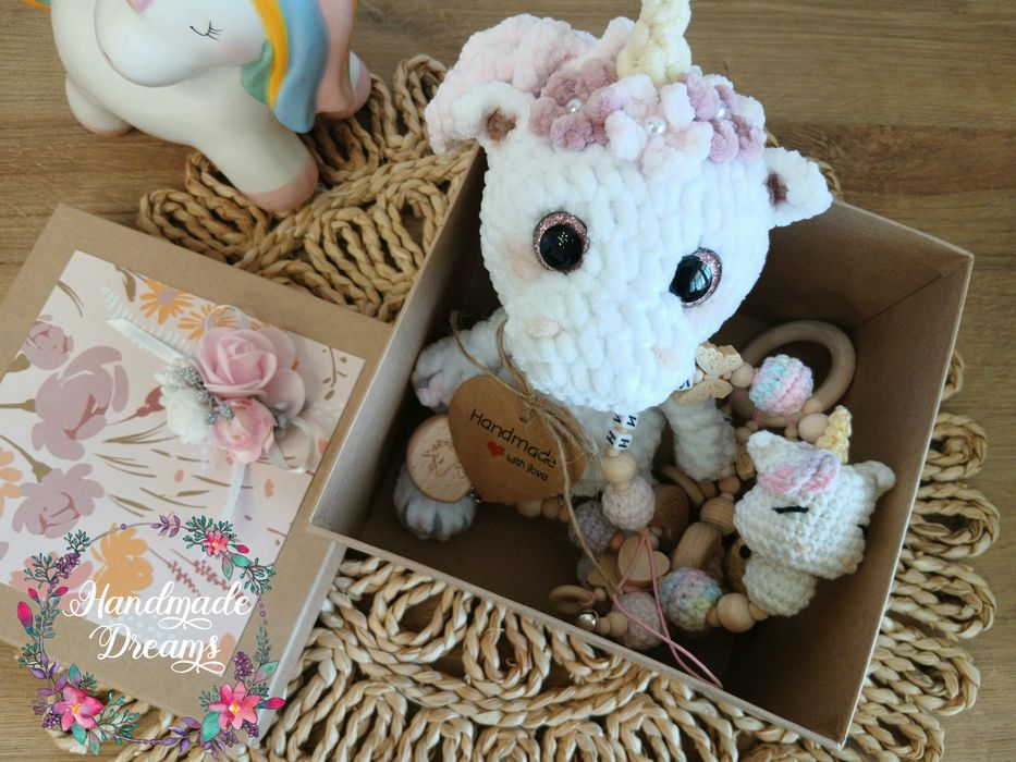 Подарък за бебе, плетени играчки, клипс