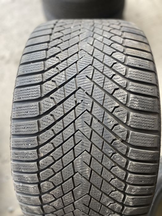 Set Anvelope BMW 275 35 22 315 30 22 Pirelli Winter 2