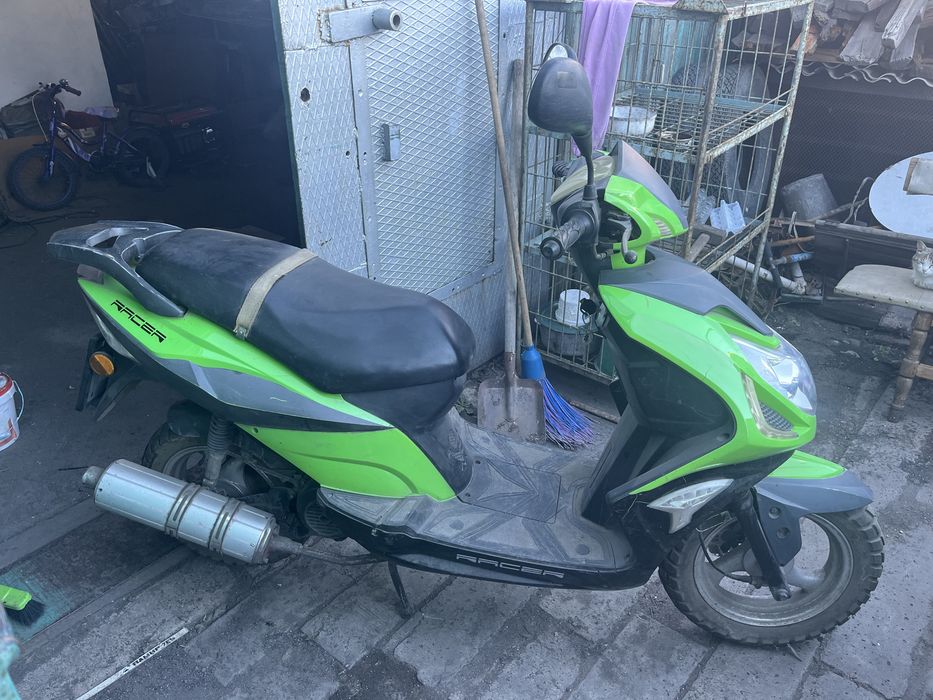 Продам скутер ракер
