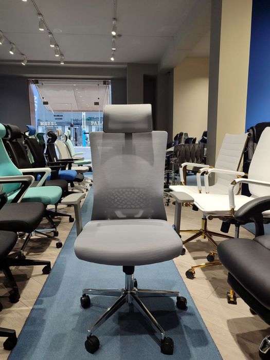 Офисное кресло модель Морриан