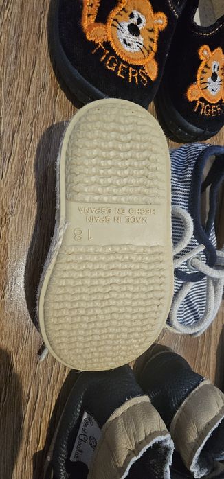 Lot încălțăminte bebe, pantofi, papuci, sandale, botoșei 6-12 luni
