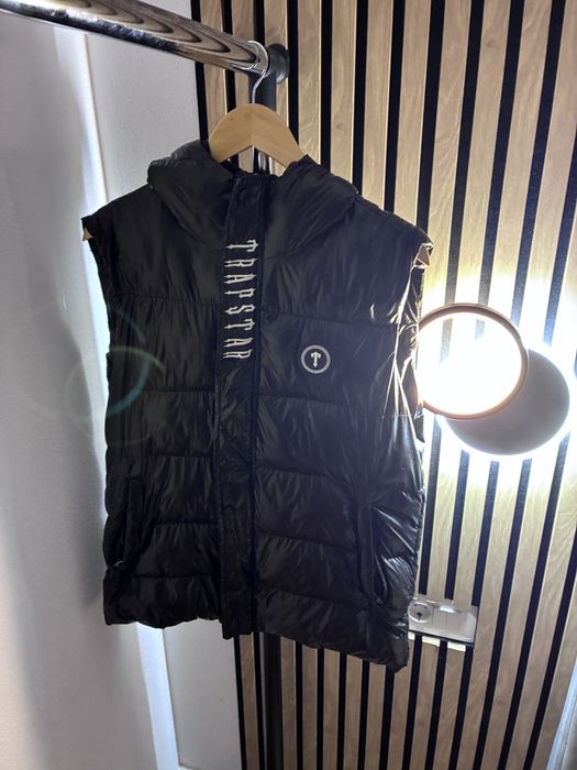 Vestă Trapstar – purtată, cu etichetă, fără accesorii