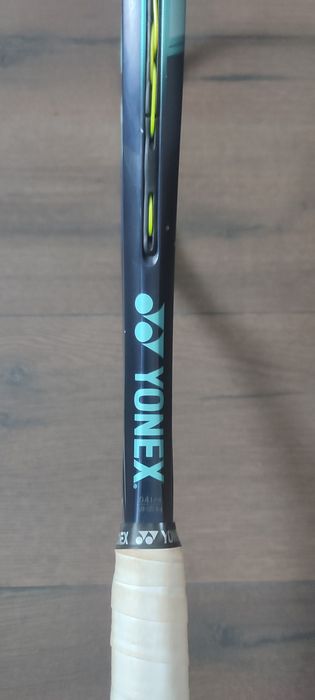 yonex ezone 100l