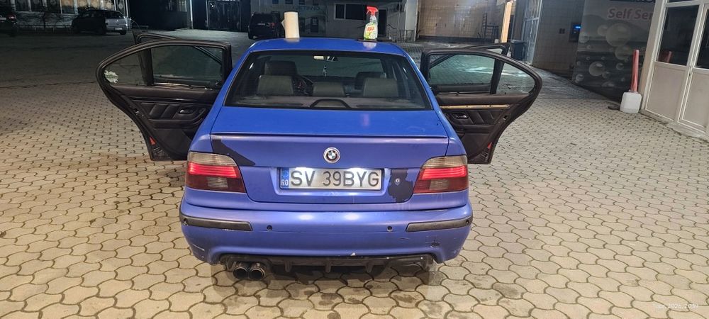 Schimb cu E60 sau vând