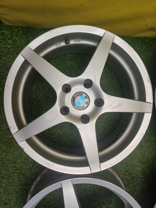 Диски R17 5×120 на BMW.
