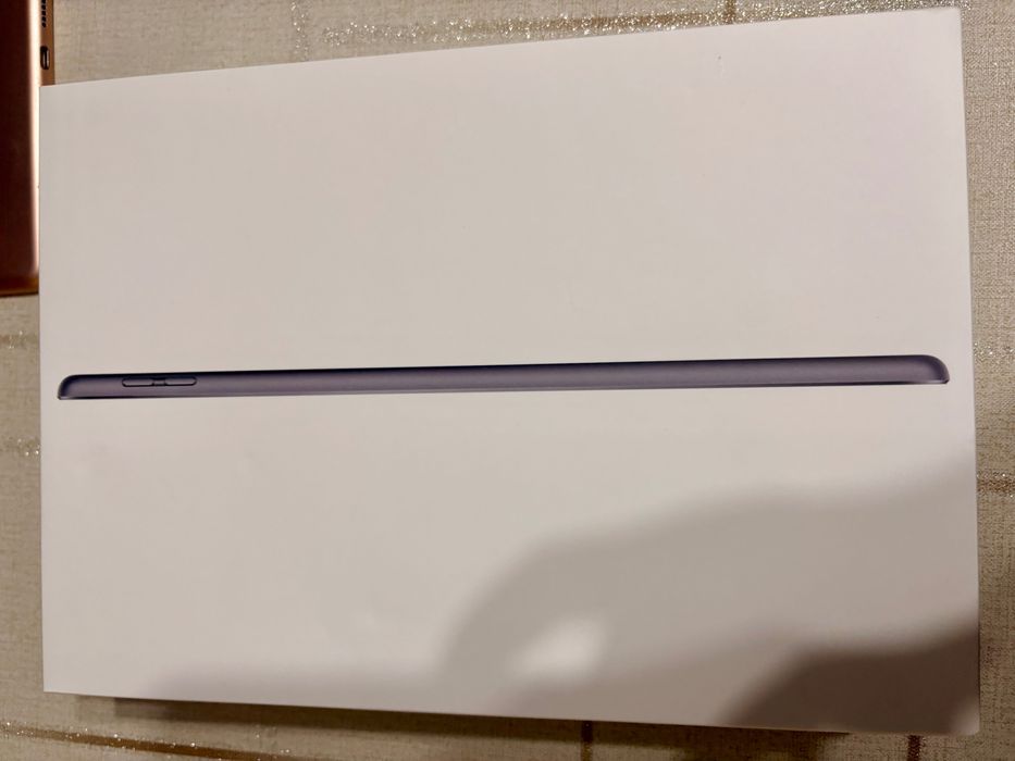 iPad 9th generation с неработещ главен чип за части