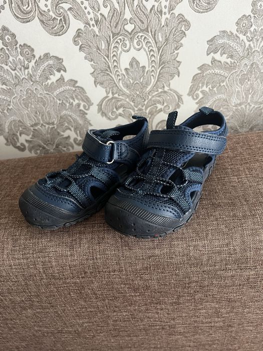 Сандали детские